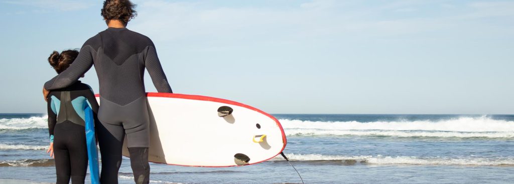 Campamento de surf en familia